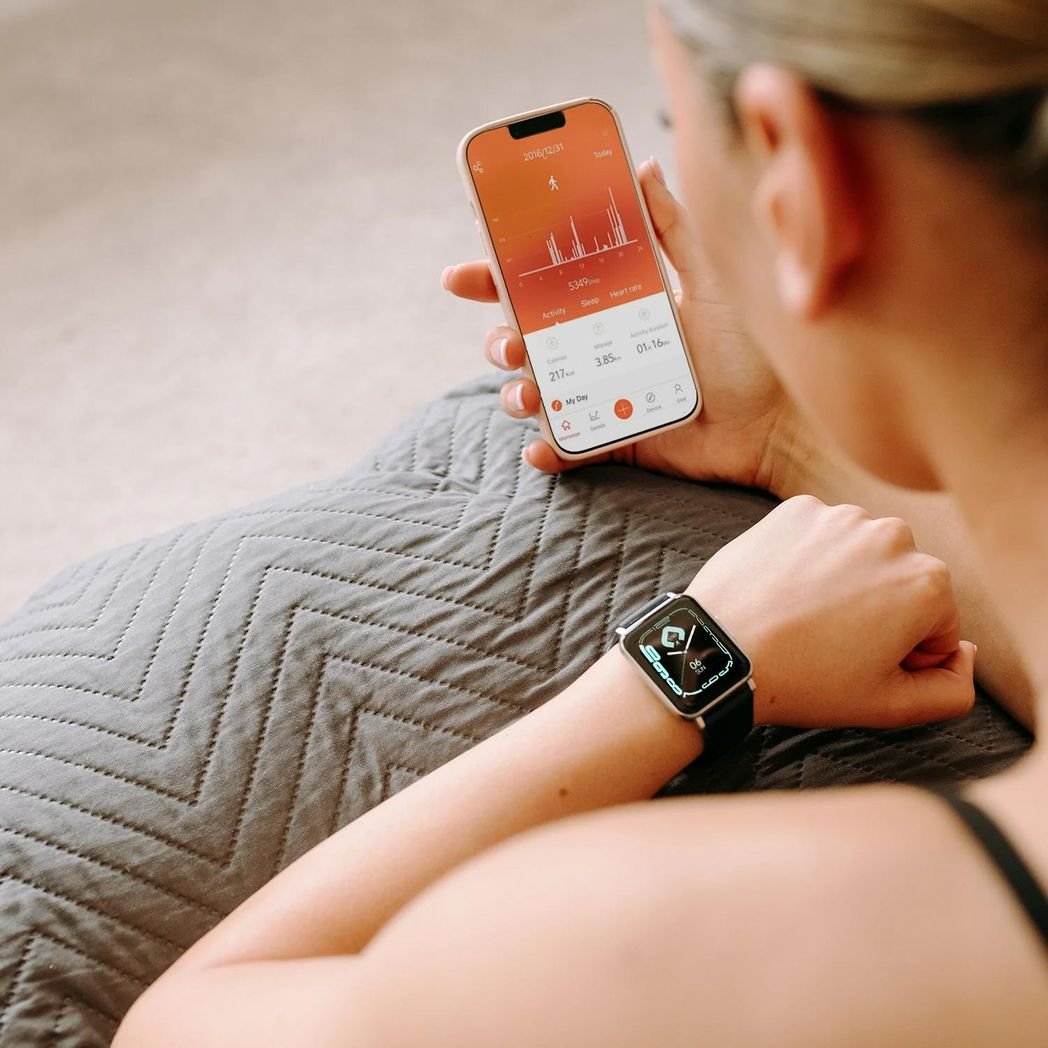 Gymcline Ciro Fitness Tracker w/ 25 Sports Modes & IP68 Water Protection, Navy - Image 2